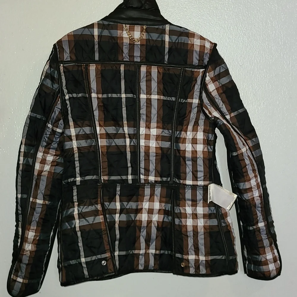 Burberry Brit Diamond Quilted Jacket - Picture 6 of 15